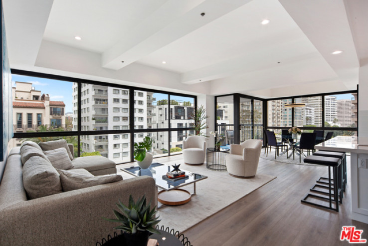 2 Bed Home for Sale in Los Angeles, California