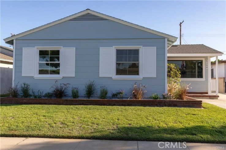 3 Bed Home for Sale in Hawthorne, California