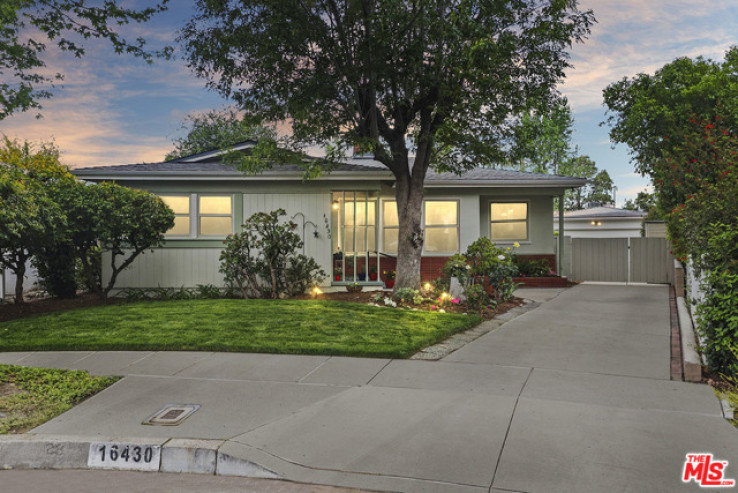 3 Bed Home for Sale in Lake Balboa, California