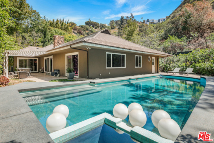3 Bed Home for Sale in Beverly Hills, California