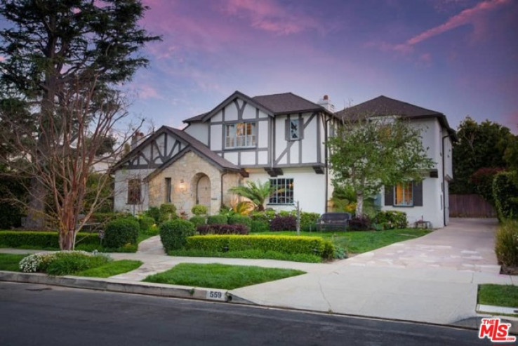 5 Bed Home for Sale in Pacific Palisades, California