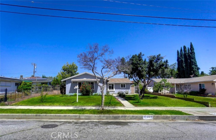 Residential Home in Granada Hills