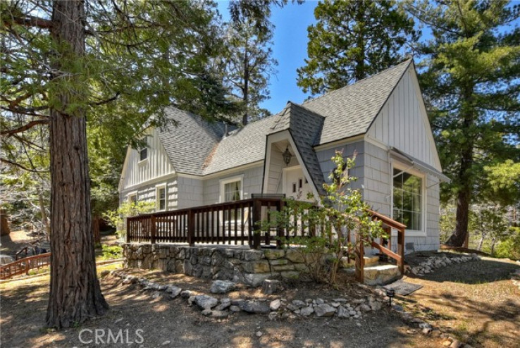 2 Bed Home for Sale in Lake Arrowhead, California