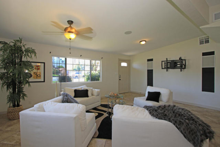Residential Home in North Palm Desert
