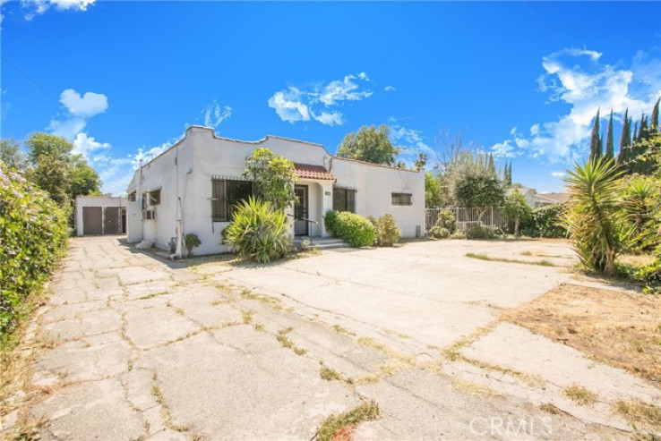 3 Bed Home for Sale in Van Nuys, California