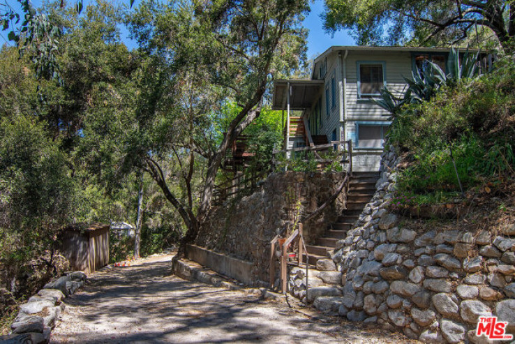 3 Bed Home for Sale in Topanga, California