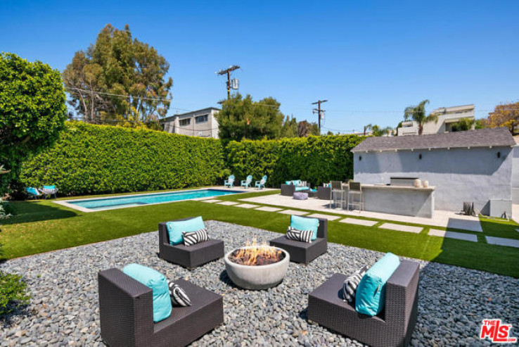4 Bed Home for Sale in Studio City, California