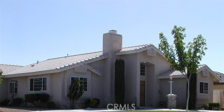 3 Bed Home for Sale in Helendale, California