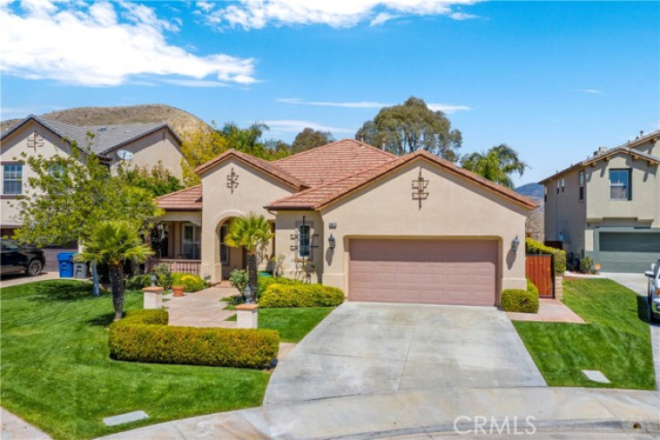 4 Bed Home for Sale in Saugus, California