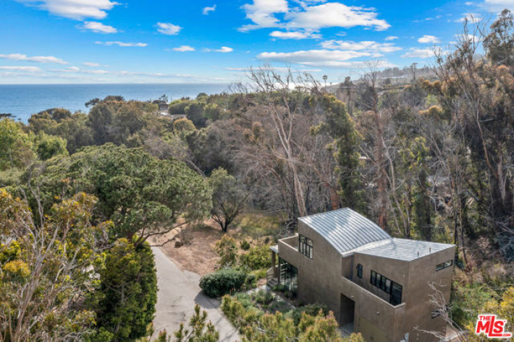 Residential Home in Malibu