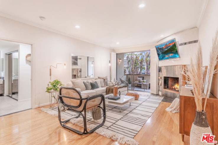 2 Bed Home for Sale in Los Angeles, California