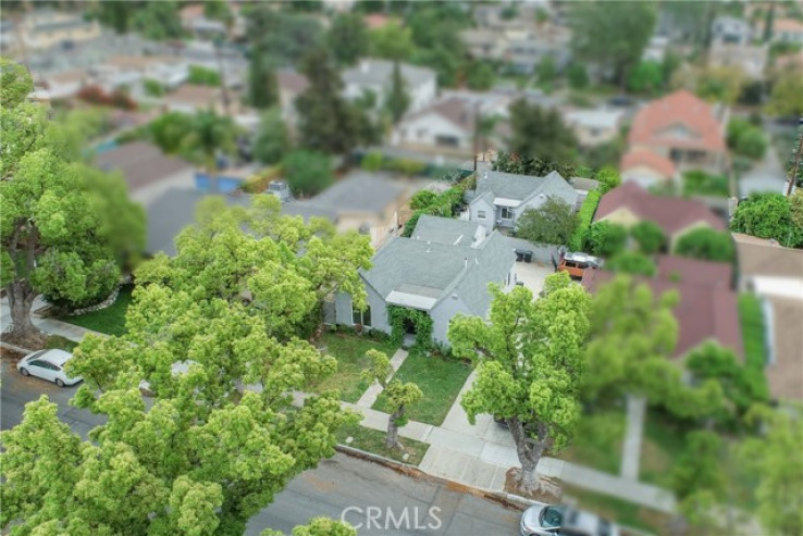 5 Bed Home for Sale in Burbank, California