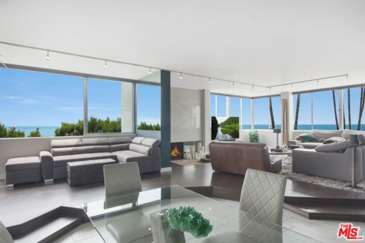 2 Bed Home for Sale in Pacific Palisades, California