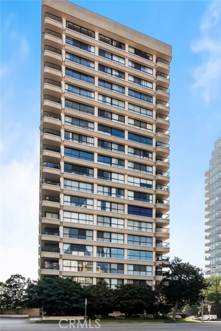 Residential Home in Westwood - Century City