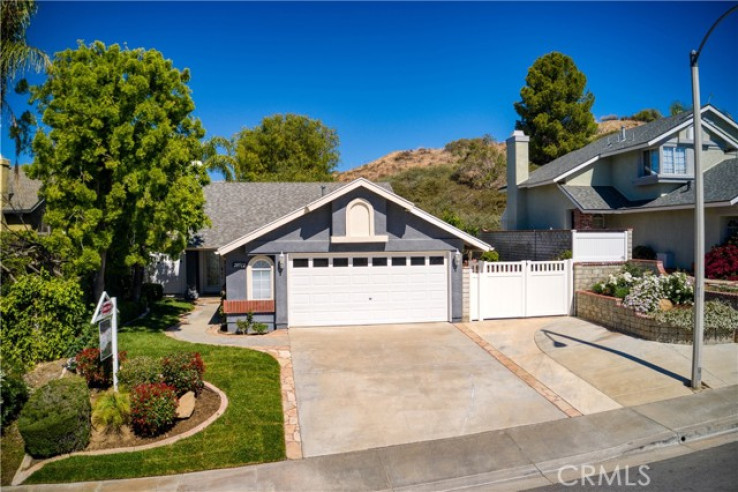 2 Bed Home for Sale in Saugus, California