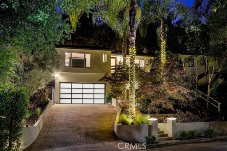 2 Bed Home for Sale in Studio City, California