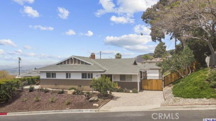 3 Bed Home for Sale in Tujunga, California