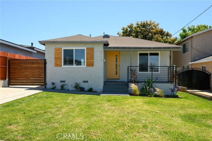 2 Bed Home for Sale in Hawthorne, California