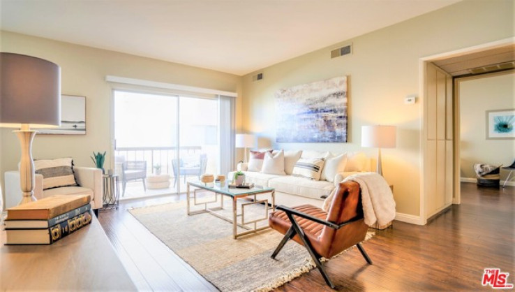 Residential Home in Brentwood