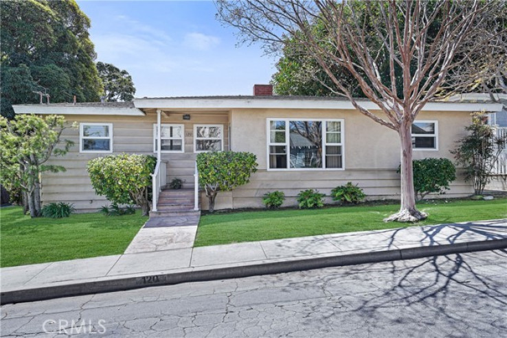 3 Bed Home for Sale in El Segundo, California