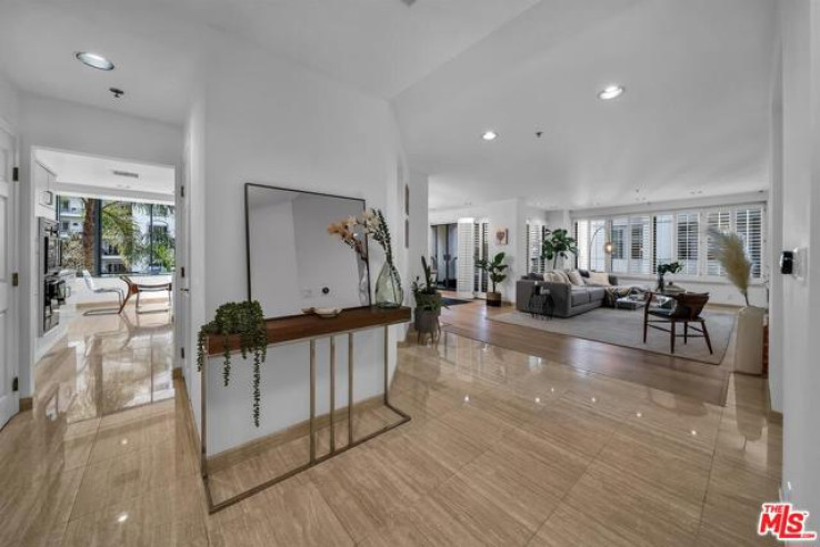 2 Bed Home for Sale in Los Angeles, California