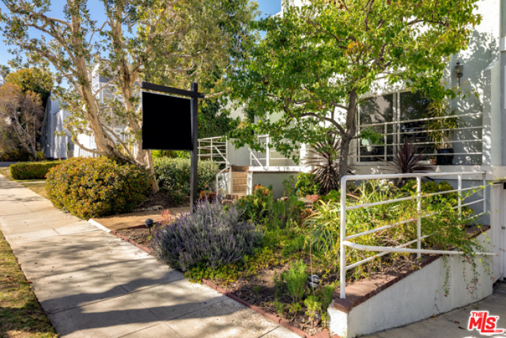 2 Bed Home for Sale in Santa Monica, California