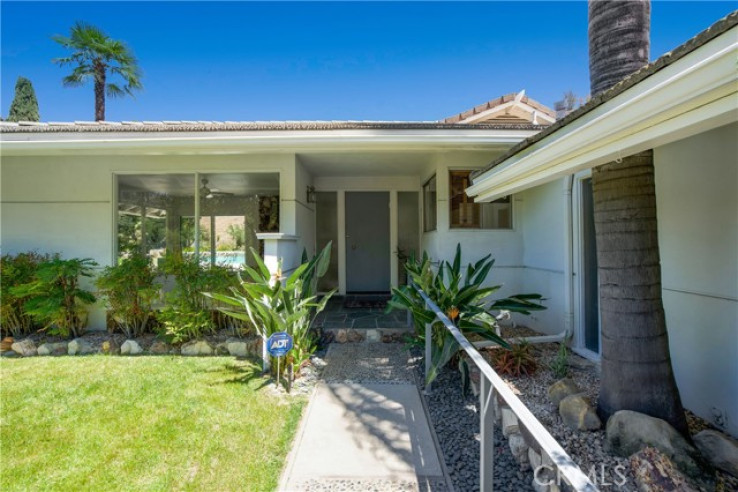 4 Bed Home for Sale in Sherman Oaks, California