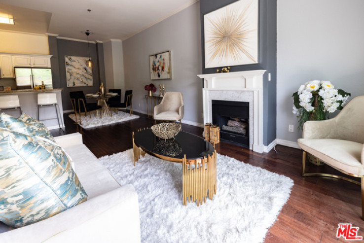 1 Bed Home for Sale in Sherman Oaks, California