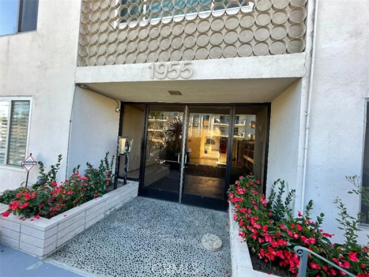 2 Bed Home for Sale in Los Angeles, California