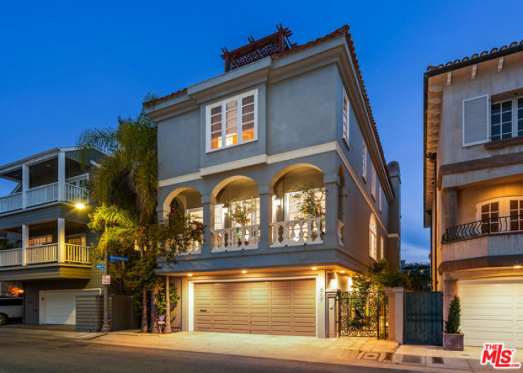 4 Bed Home for Sale in Marina del Rey, California