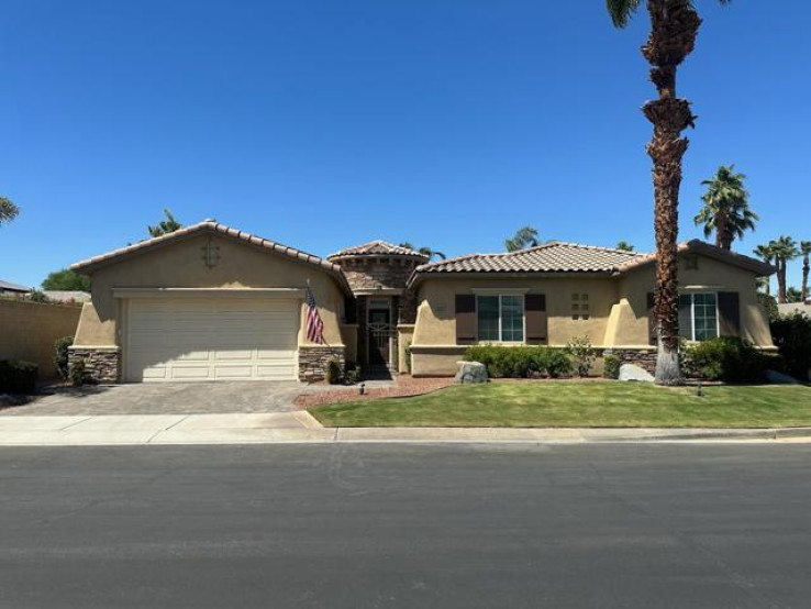 4 Bed Home to Rent in Cathedral City, California