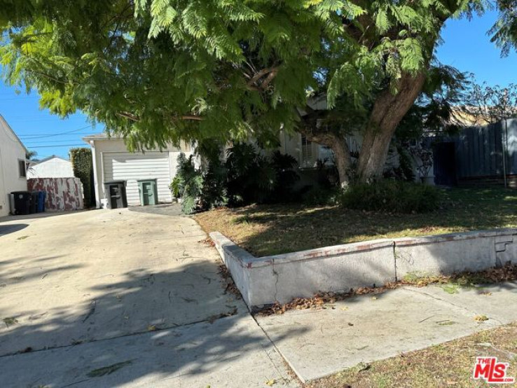 3 Bed Home for Sale in Burbank, California