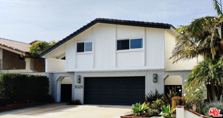 4 Bed Home for Sale in Oxnard, California