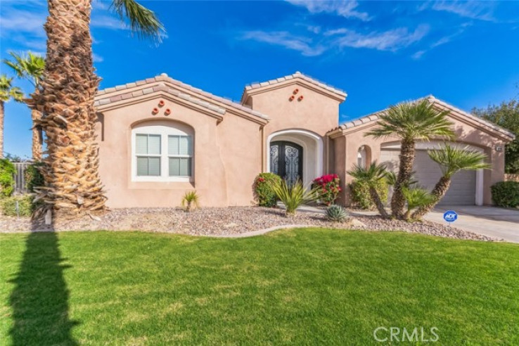6 Bed Home to Rent in Cathedral City, California