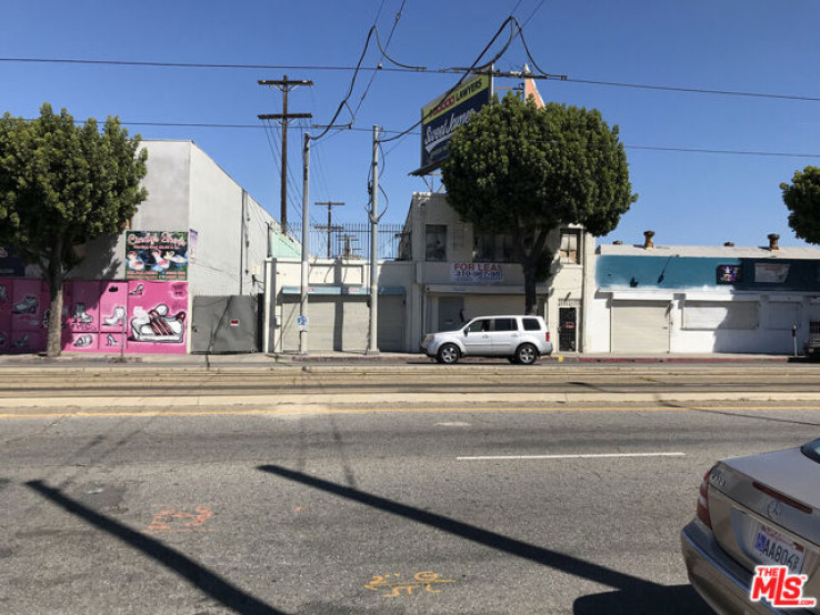  Commercial for Sale in Los Angeles, California