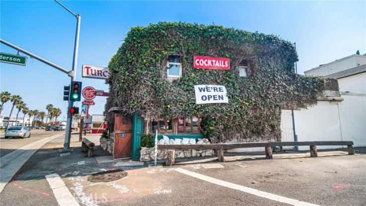  Commercial for Sale in Sunset Beach, California