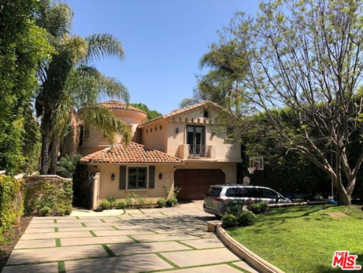5 Bed Home to Rent in Los Angeles, California