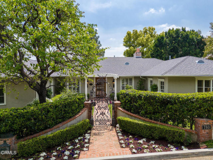 4 Bed Home for Sale in Pasadena, California