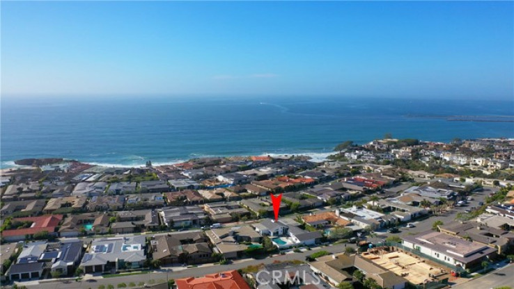 4 Bed Home to Rent in Corona del Mar, California