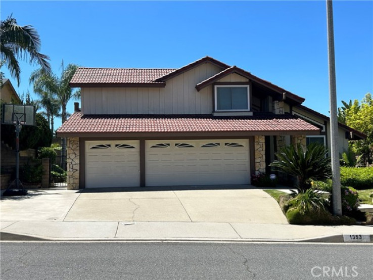 4 Bed Home to Rent in Walnut, California