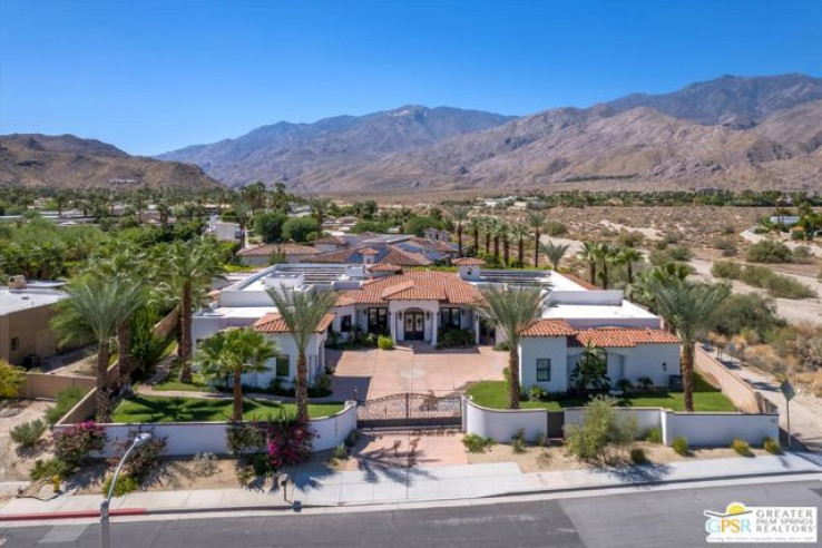 Residential Home in South End Palm Springs