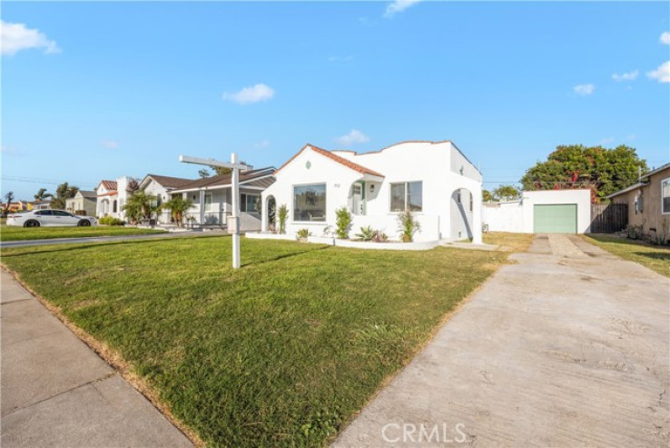 3 Bed Home for Sale in Compton, California