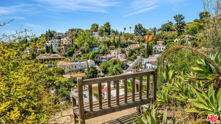  Land for Sale in Hollywood Hills, California