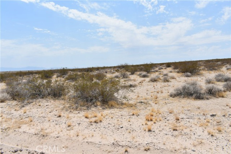Land in Helendale