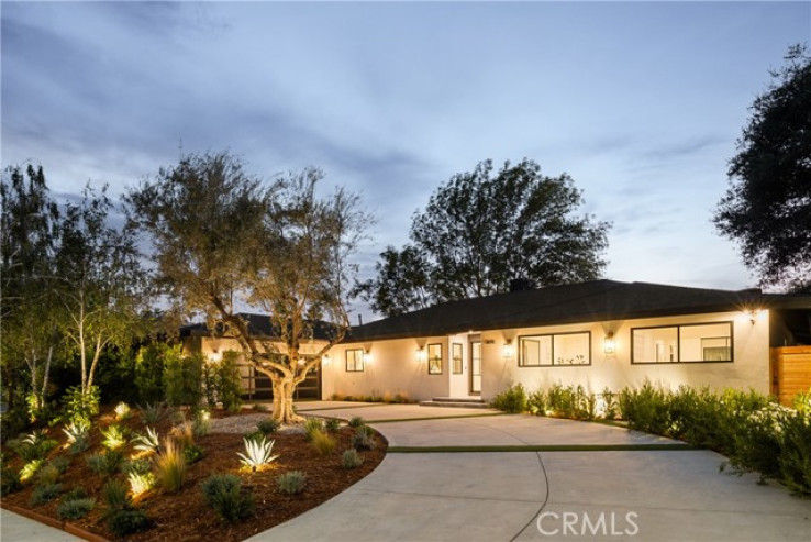 5 Bed Home for Sale in Encino, California
