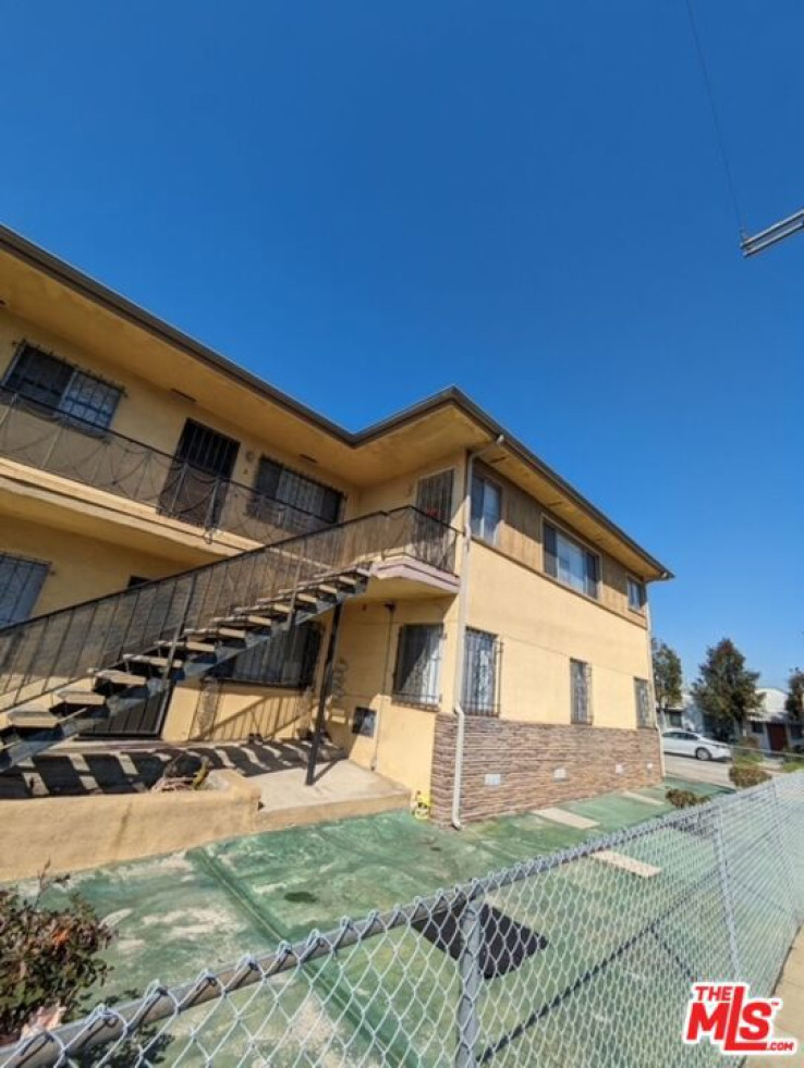  Income Home for Sale in Los Angeles, California