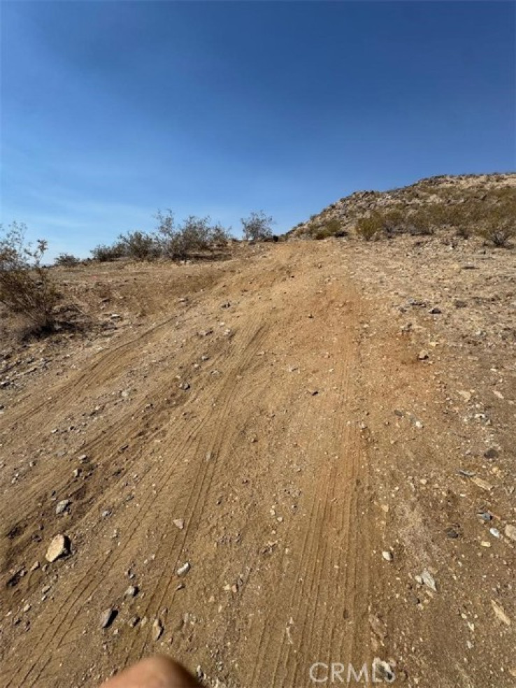  Land for Sale in Apple Valley, California
