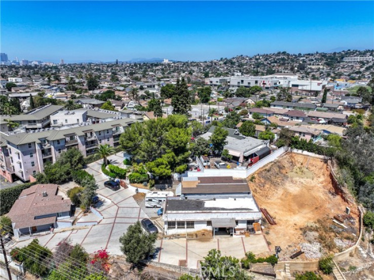 1 Bed Home for Sale in East Los Angeles, California