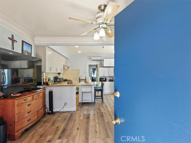  Income Home for Sale in Los Angeles, California