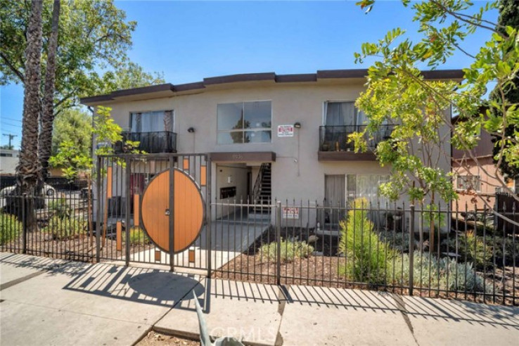  Income Home for Sale in North Hollywood, California
